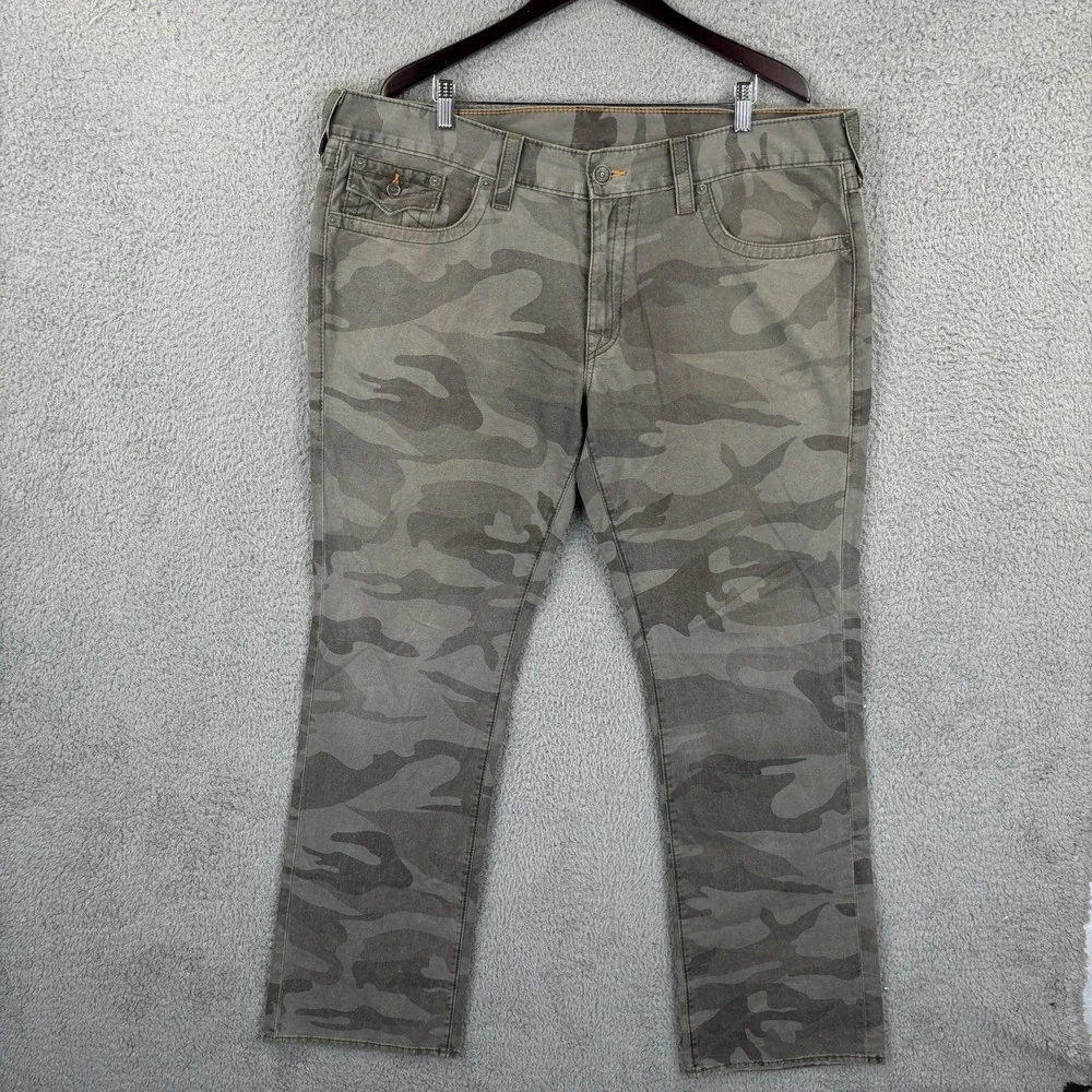 Vintage Y2K USA True Religion Mens Ricky Camo Jeans 40x34 Flap Pockets Baggy